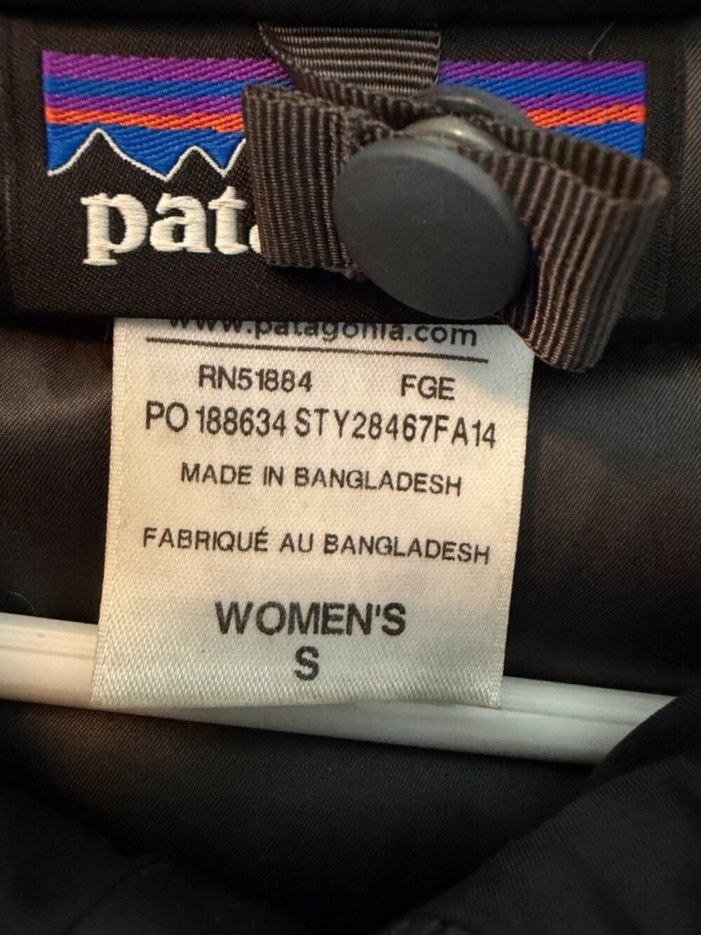 Patagonia Downtown Hooded Goose Down Long Parka Jacket Women’s size S Black - Picture 3 of 6